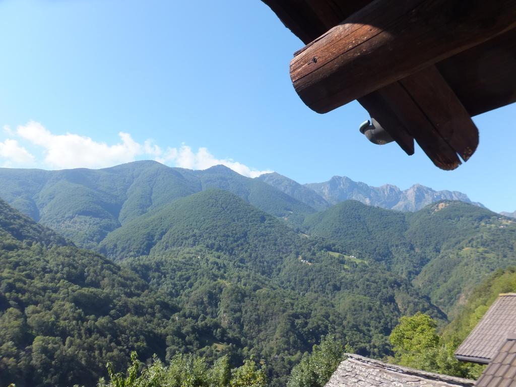 Casa Del Sarto Appartement Intragna Buitenkant foto